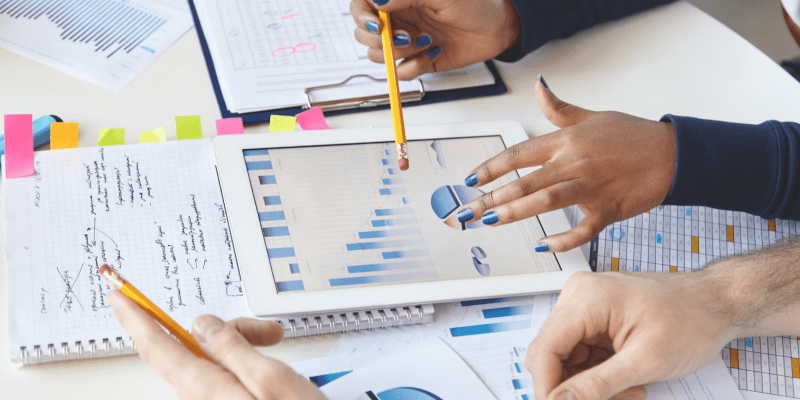 Dựa vào cách xác định tỷ lệ nhất định doanh nghiệp có thể đề ra mức chi phí marketing cụ thể