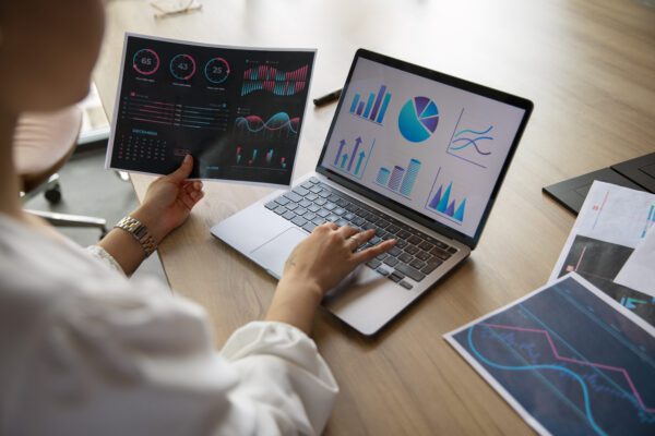 Dự đoán digital marketing trends 2024